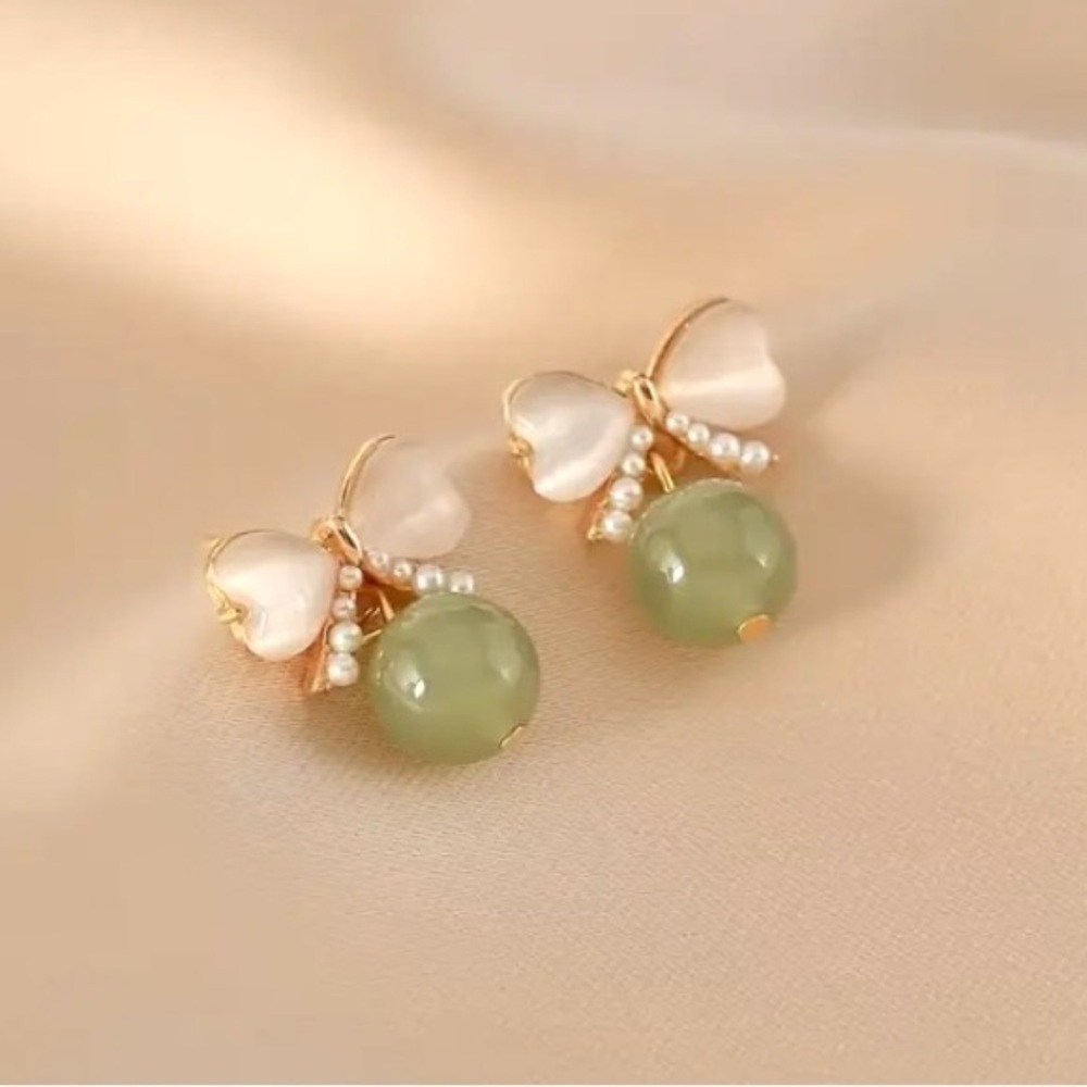 ✨Anthropologie Annise Earrings
